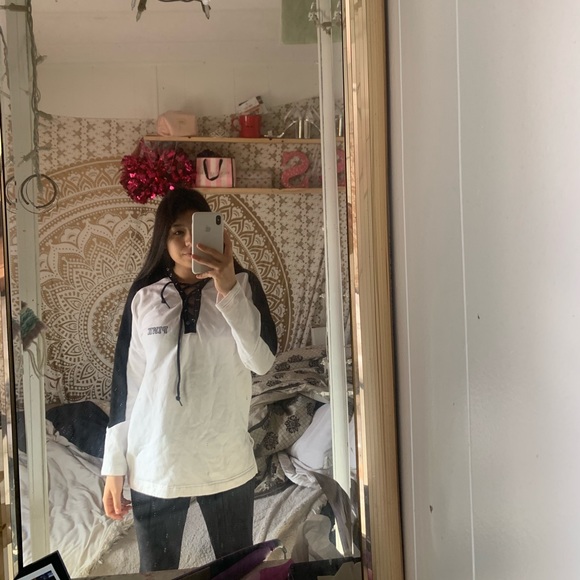 Over sized boyfriend tee - Picture 7 of 7